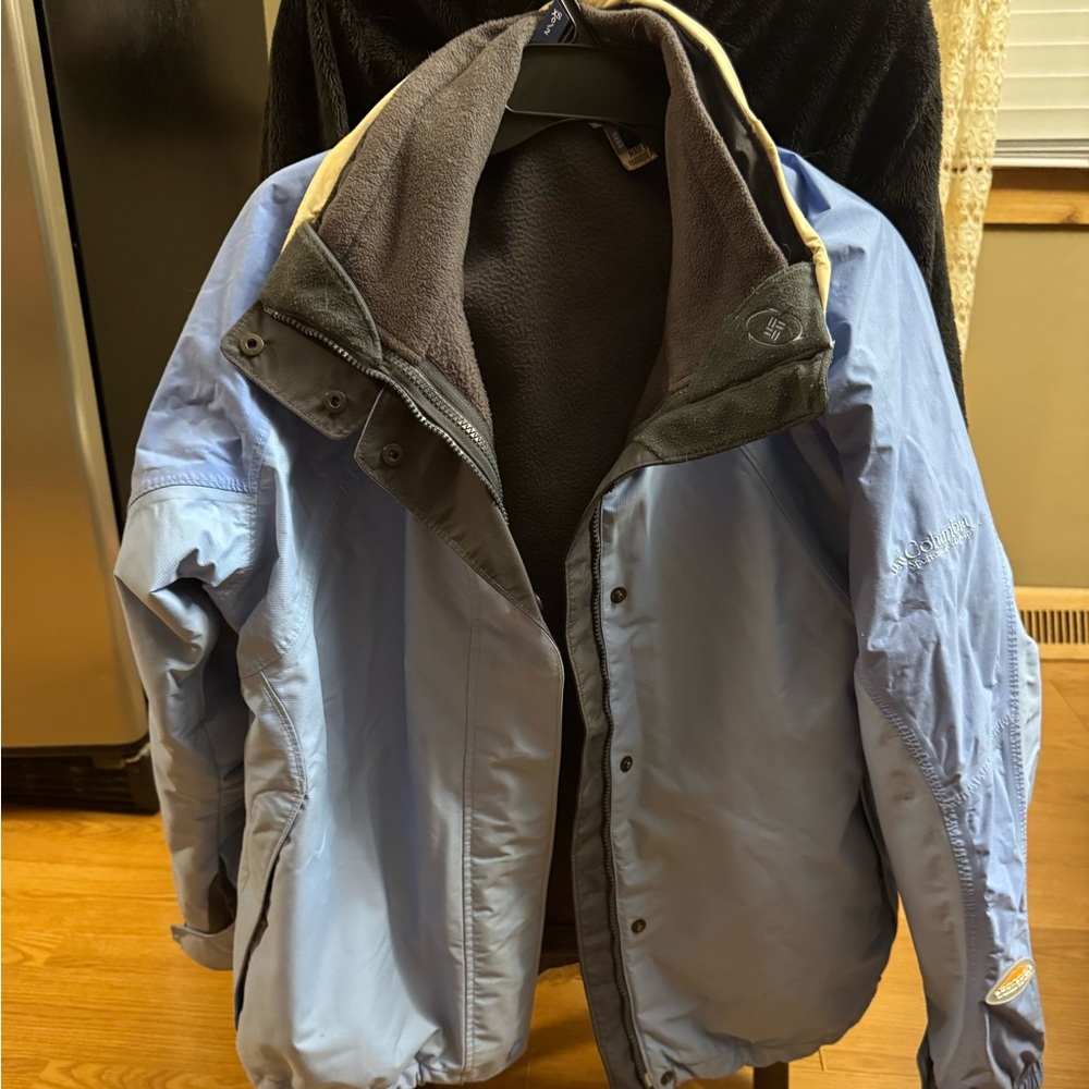 Women’s Columbia winter coat.